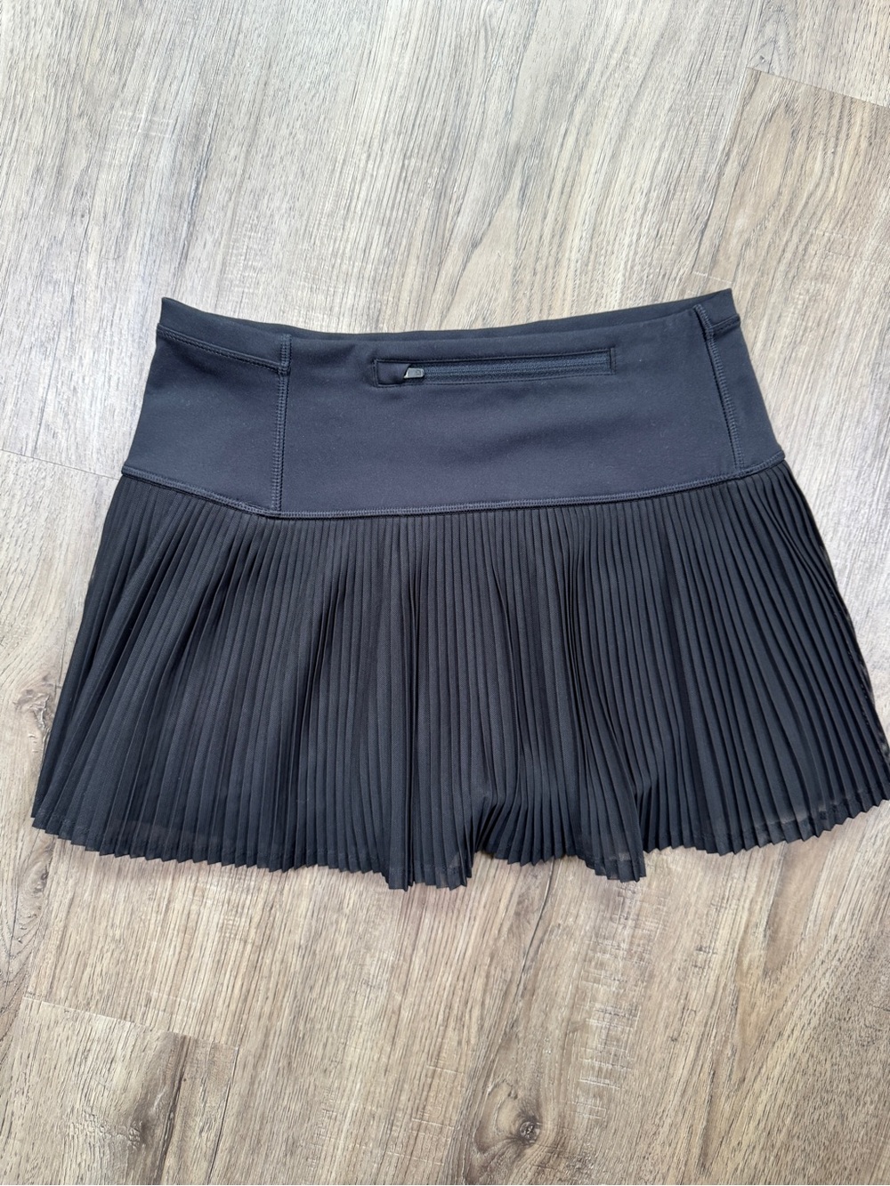 IBKUL Black Pleated Tennis Skort with Built-In Shorts S - Picture 11 of 13